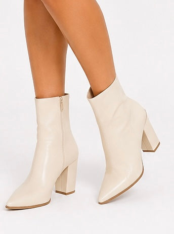 Scarlett | Pointed-Toe Ankle Boots